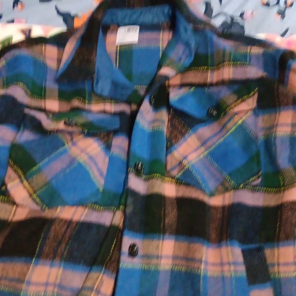 SO Womens Plaid Shirt Jacket in Blue, Pink & Green - Picture 8 of 9